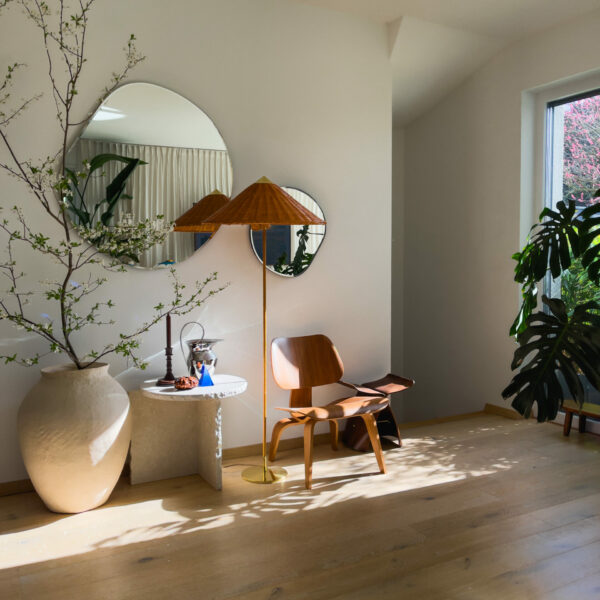 DAY TO NIGHT - BLOSSOM MID CENTURY STYLE